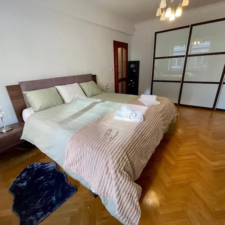 Tabakova, Centre With Flexible Checkin Apartamento *